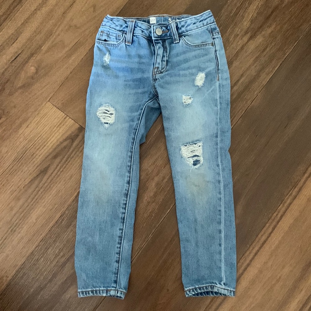 Gently worn girlfriend denim, gap size 5